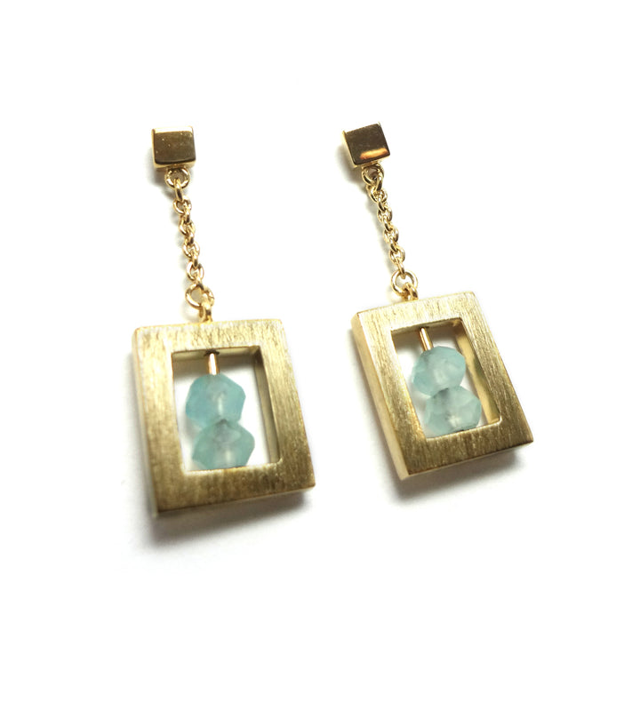 Aretes de oro con gemas monterrey, aretes con baño de oro con piedra calcedonia, aretes con baño de oro zacatecas, joyería de lujo bhagavati.