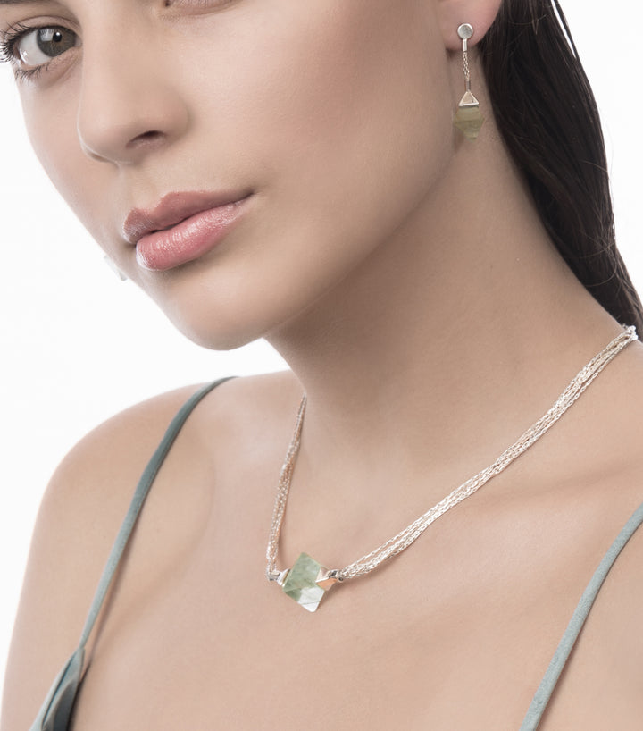 Collares de plata con dije de piedra fluorita, gargantillas de plata para mujer de diseñadores méxicanos, collares de moda con dije de piedra fluorita en plata 925, joyería de lujo bhagavati.