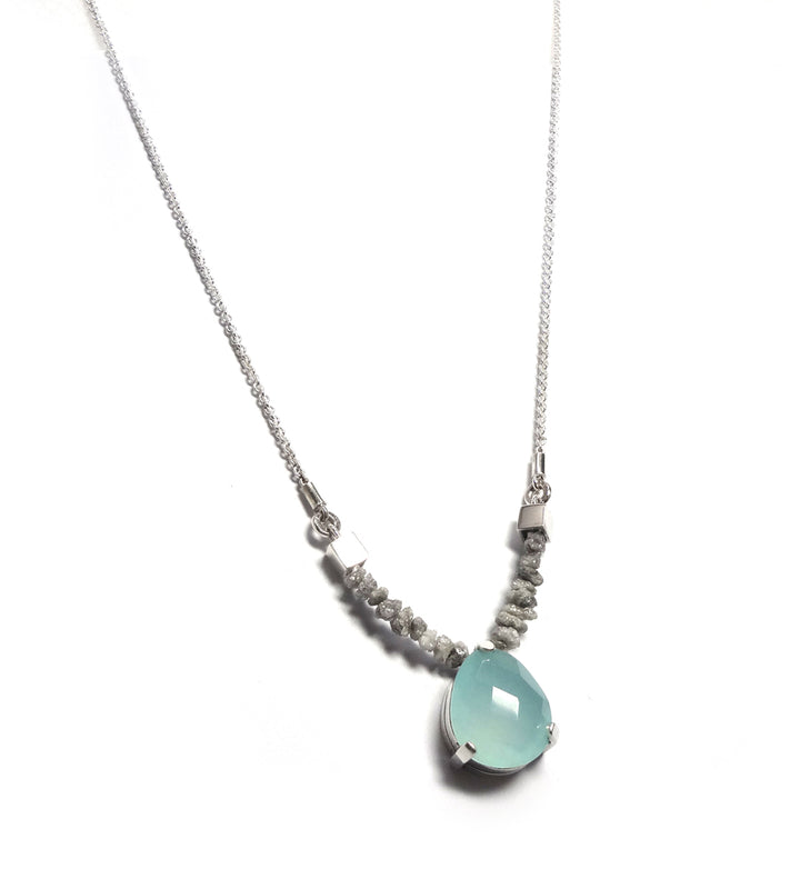 Collares de lujo en plata con calcedonia, gargantillas y collares de plata con calcedonia cdmx, collares de plata 925 mujer, joyería fina bhagavati.