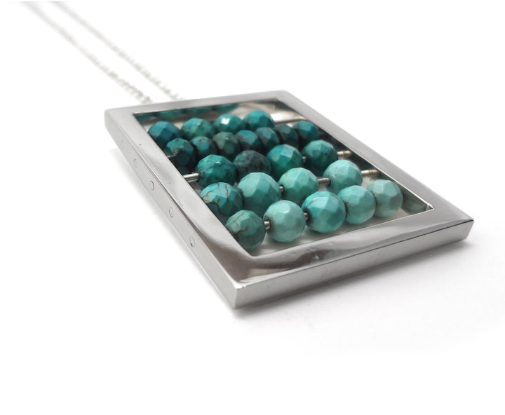 Joyería  lujosa con piedra turquesa, collares y cadenas de plata con piedra turquesa, joyería fina en plata para mujer  jalisco, joyería espiritual bhagavati.